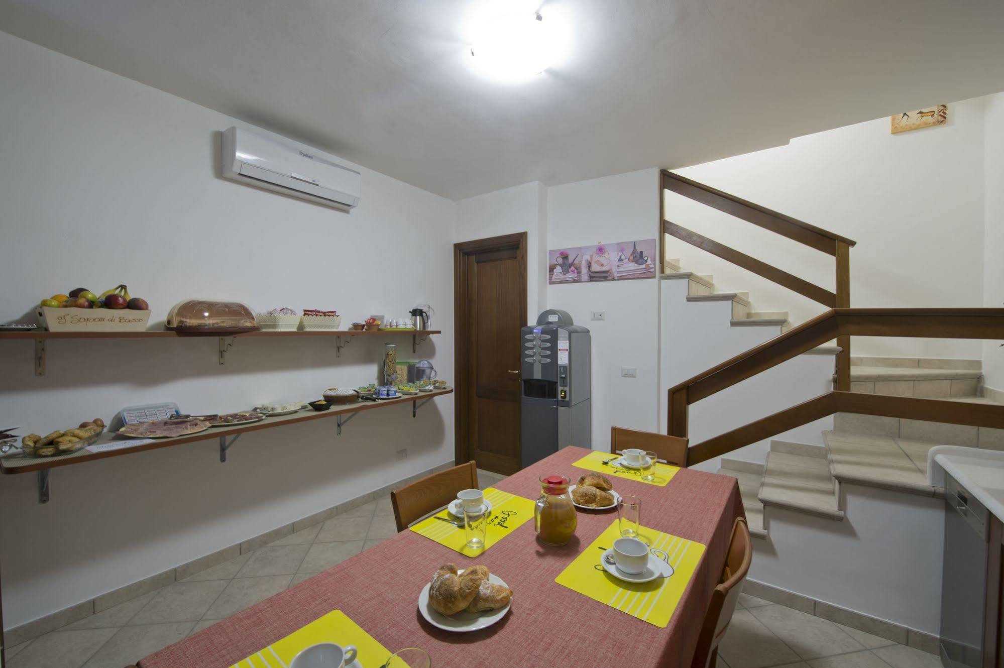 לינה וארוחת בוקר אג'רולה Gli Dei Gemelli מראה חיצוני תמונה